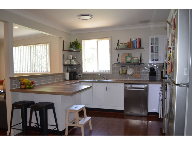 21 McCarthy st, Minmi NSW 2287