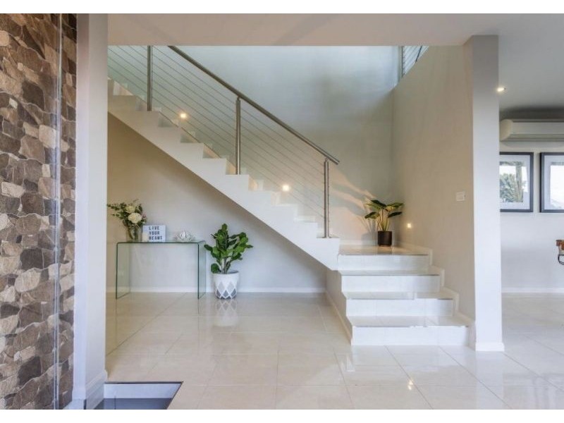 11 Oceanview Place, Mooroobool QLD 4870