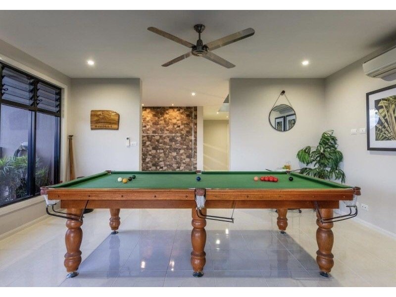 11 Oceanview Place, Mooroobool QLD 4870