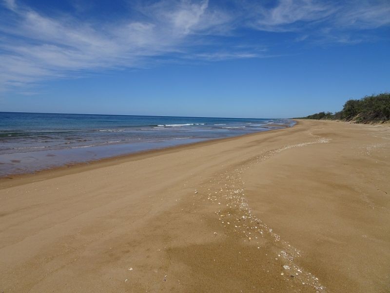 219 Kate Avenue, Deepwater QLD 4674