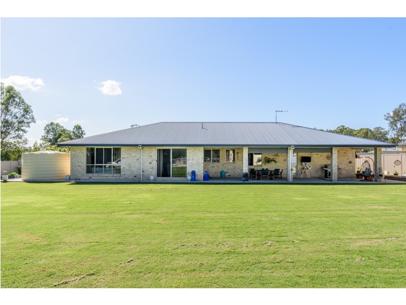 2 Myna Street, Upper Caboolture QLD 4510