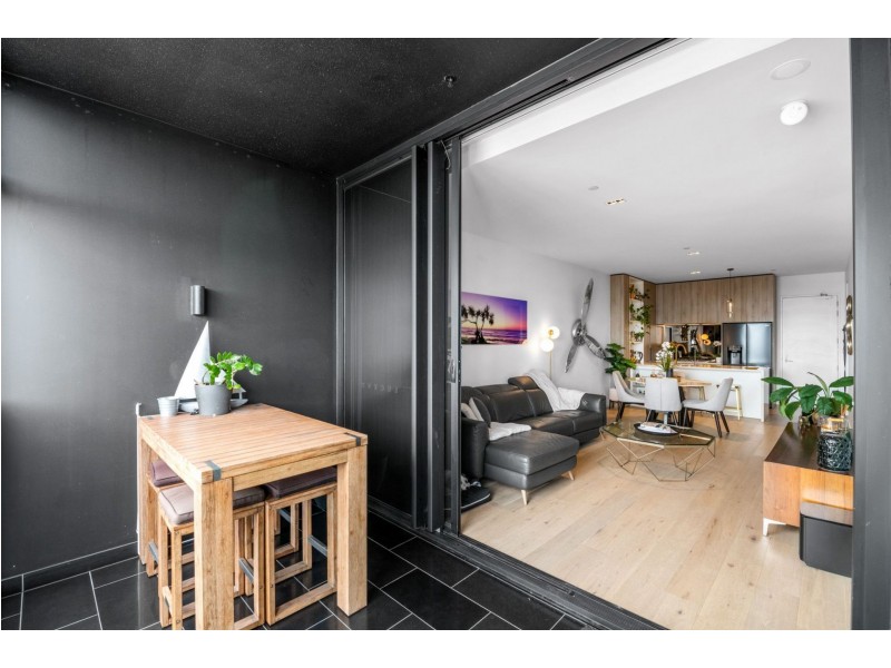 1402/18 Longland Street, Newstead QLD 4006