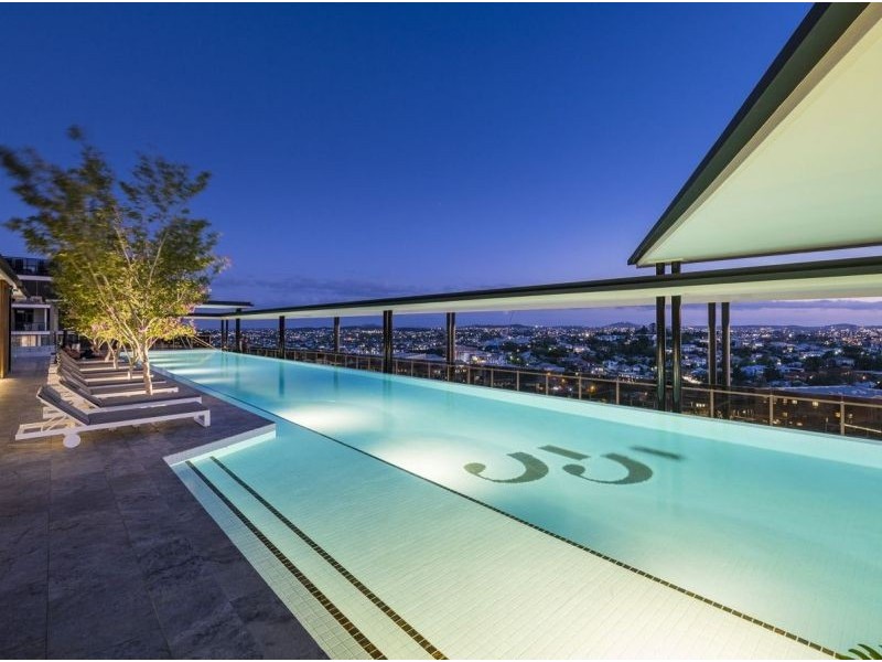 1402/18 Longland Street, Newstead QLD 4006