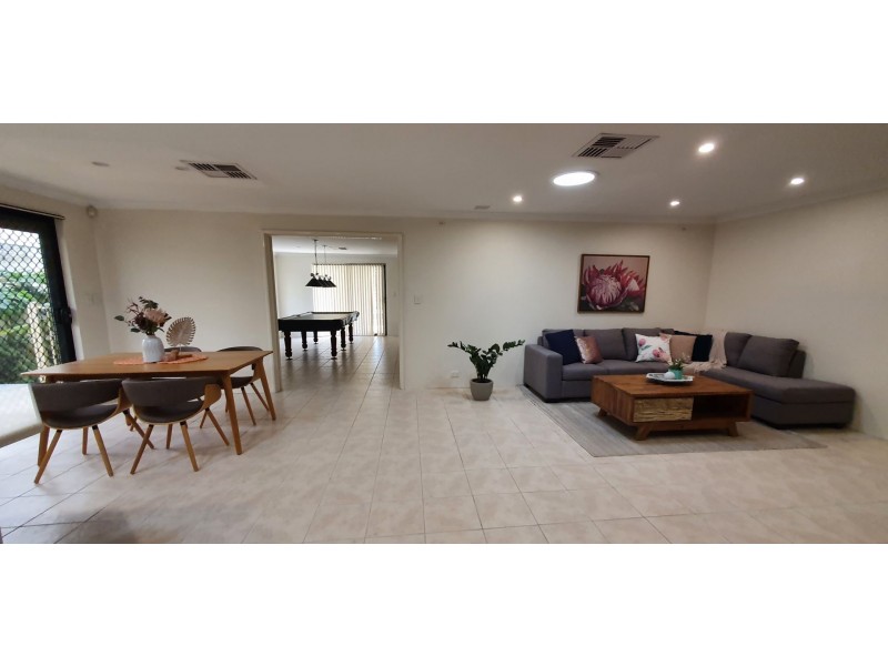17 Maple Place, Maddington WA 6109