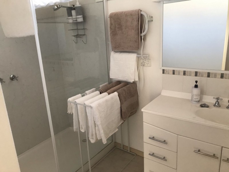 Unit 1/4 Caraselle Avenue, Wangaratta VIC 3677