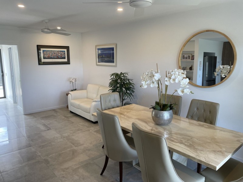 11/192 Greenacre Drive, Arundel QLD 4214