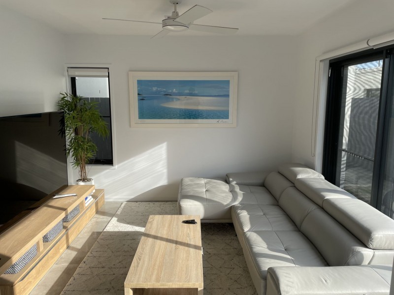 11/192 Greenacre Drive, Arundel QLD 4214