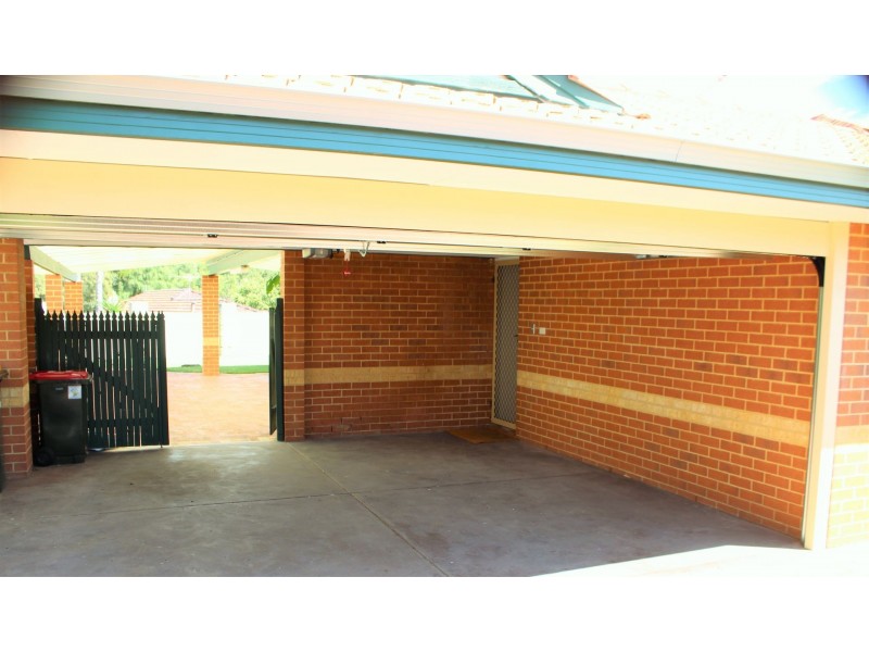 188 Trappers Drive, Woodvale WA 6026