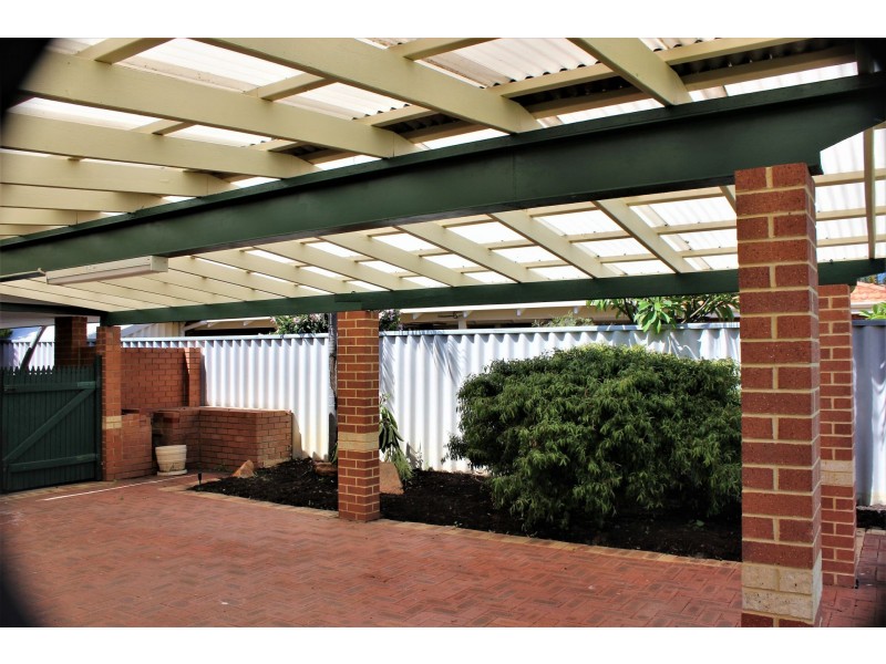 188 Trappers Drive, Woodvale WA 6026