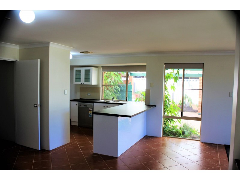 188 Trappers Drive, Woodvale WA 6026