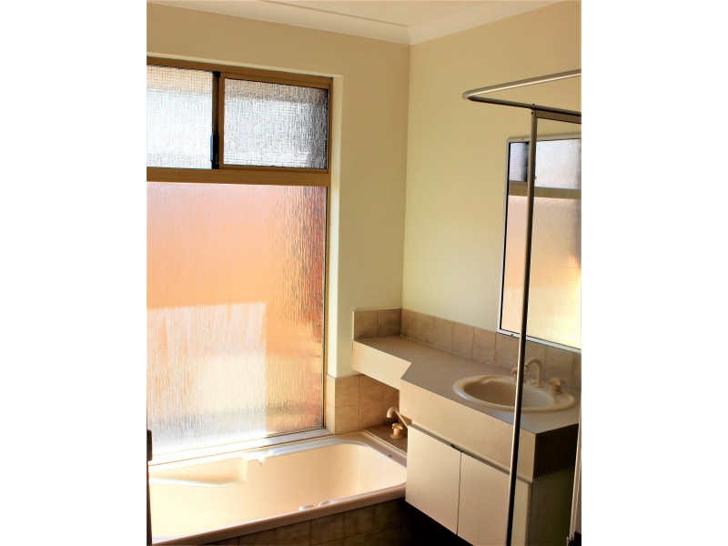 188 Trappers Drive, Woodvale WA 6026