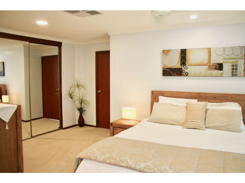 8 Burnside court, Kingsley WA 6026