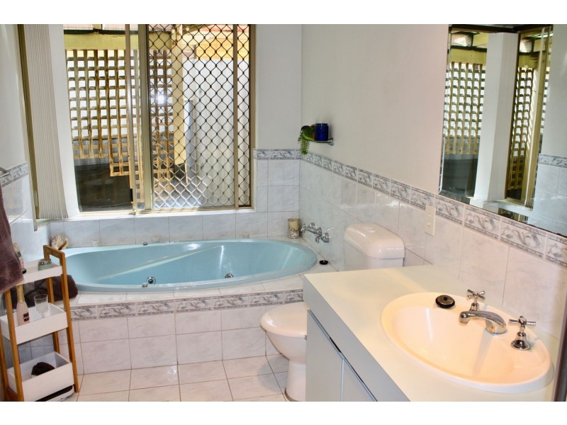 8 Burnside court, Kingsley WA 6026