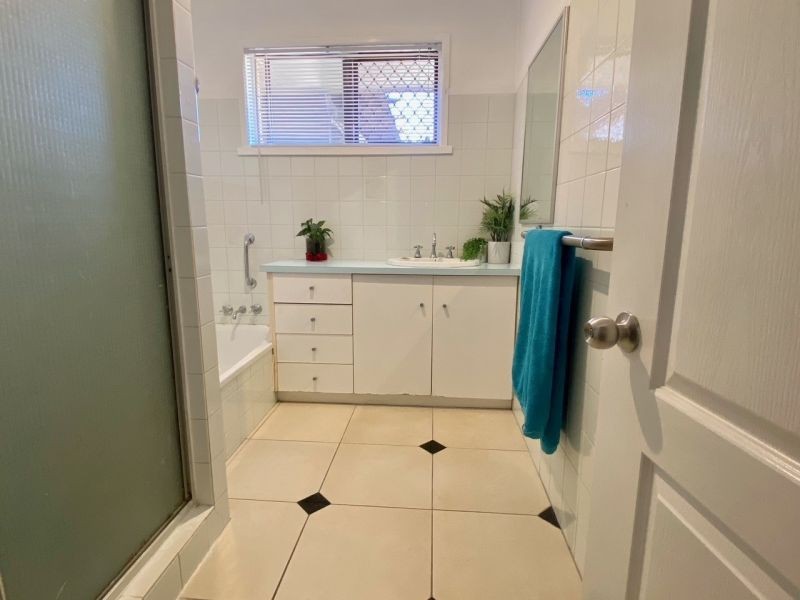 40 Eiser St, Harristown QLD 4350