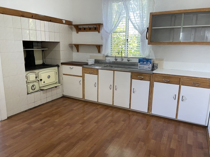 23 Molesworth Street, Tenterfield NSW 2372
