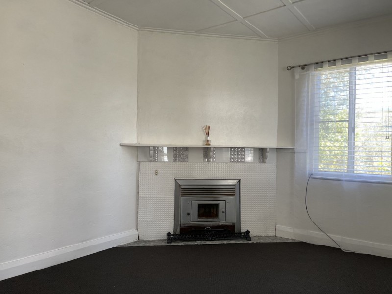 23 Molesworth Street, Tenterfield NSW 2372