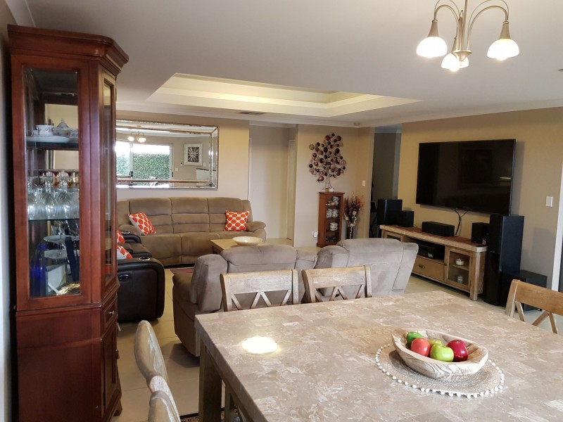 2 Prenton Street, Butler WA 6036