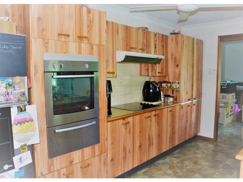 8 Boronia Crescent, Yamba NSW 2464