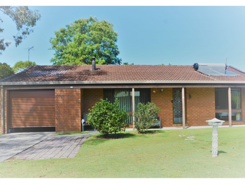 8 Boronia Crescent, Yamba NSW 2464