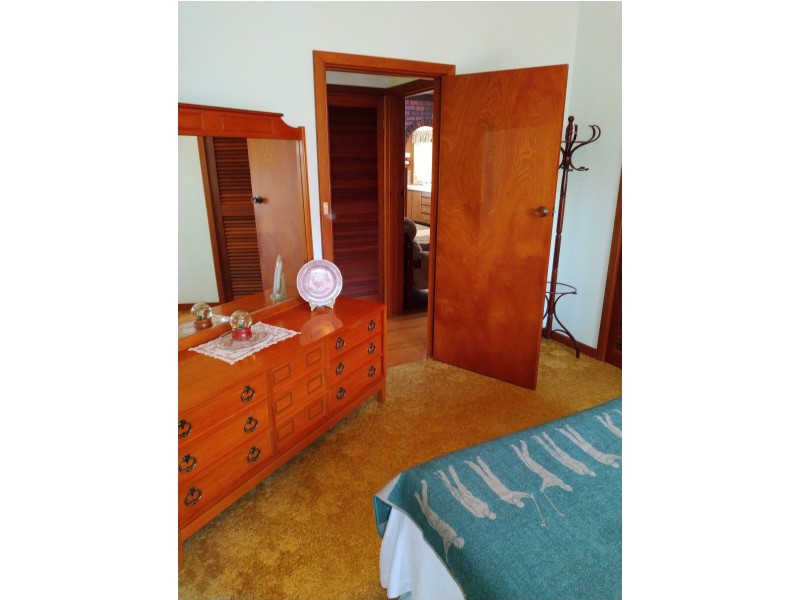 16 Pannell Road, Bateman WA 6150