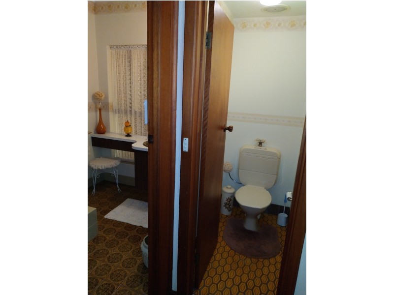 16 Pannell Road, Bateman WA 6150