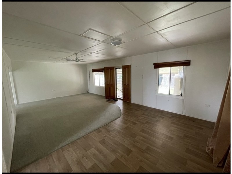 36 King Street, Moura QLD 4718