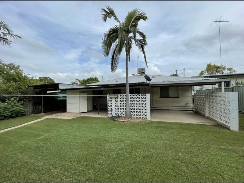 36 King Street, Moura QLD 4718