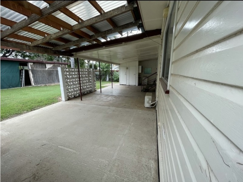 36 King Street, Moura QLD 4718