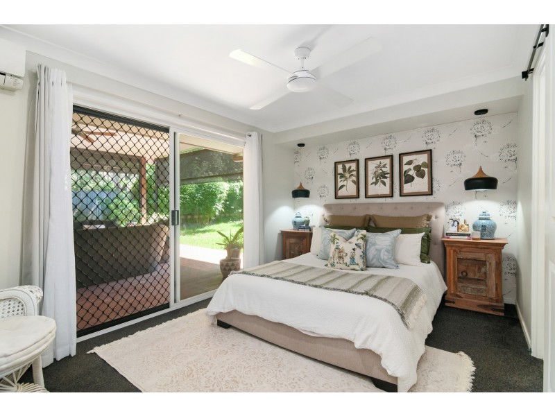 6 Rosswood Court, Helensvale QLD 4212