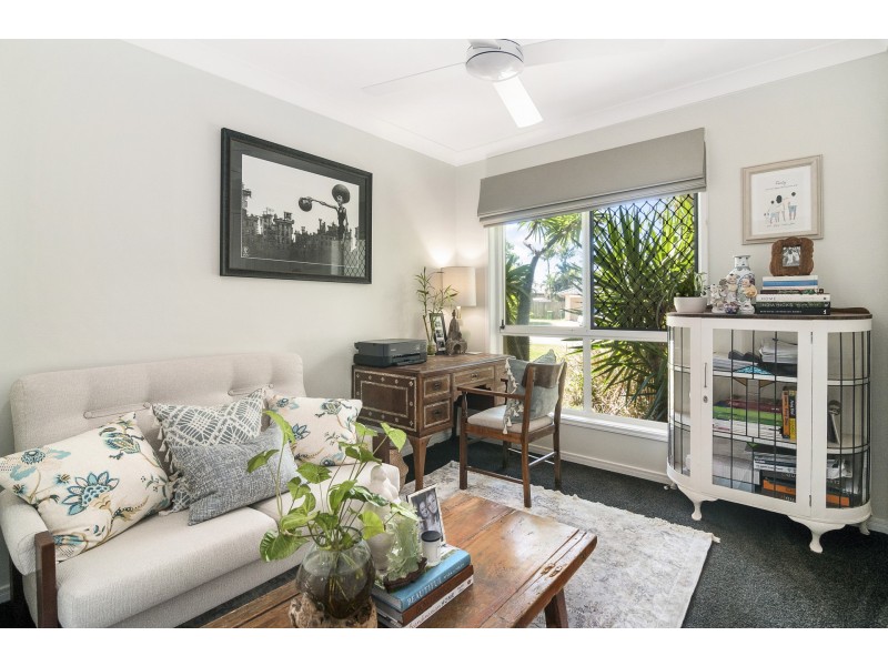 6 Rosswood Court, Helensvale QLD 4212