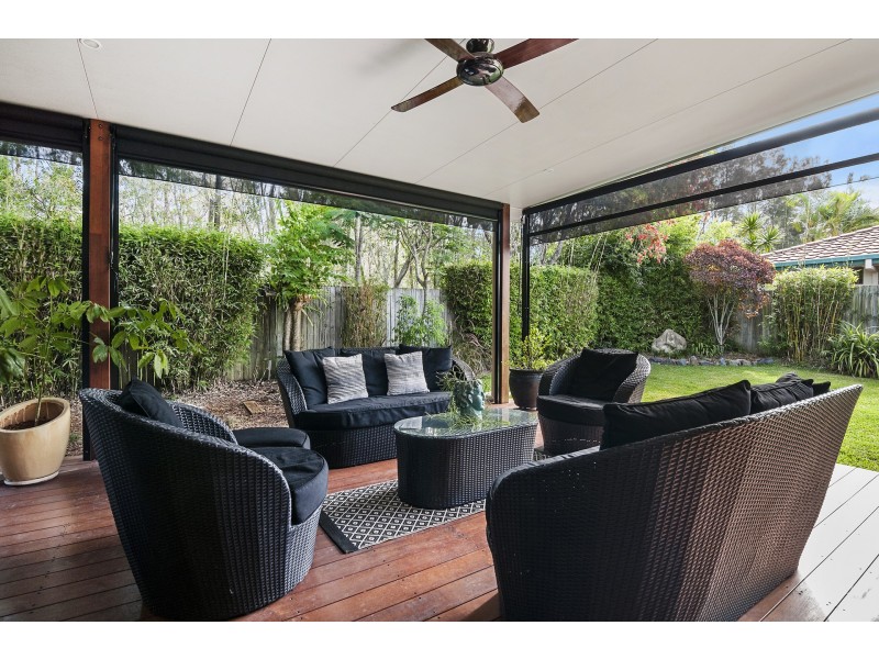 6 Rosswood Court, Helensvale QLD 4212