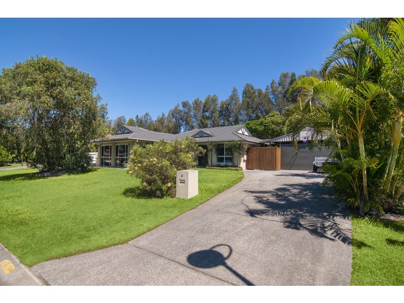 6 Rosswood Court, Helensvale QLD 4212