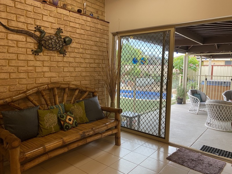 19 Port Royal Drive, Safety Bay WA 6169