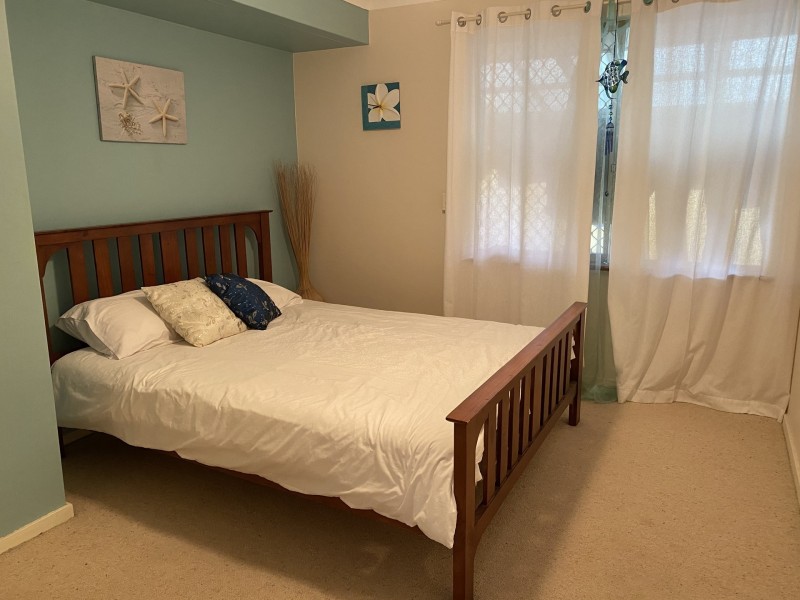 19 Port Royal Drive, Safety Bay WA 6169