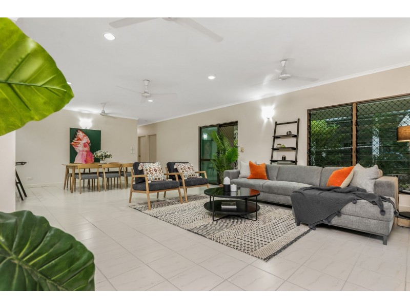 15 Hibernia crescent, Brinkin NT 0810