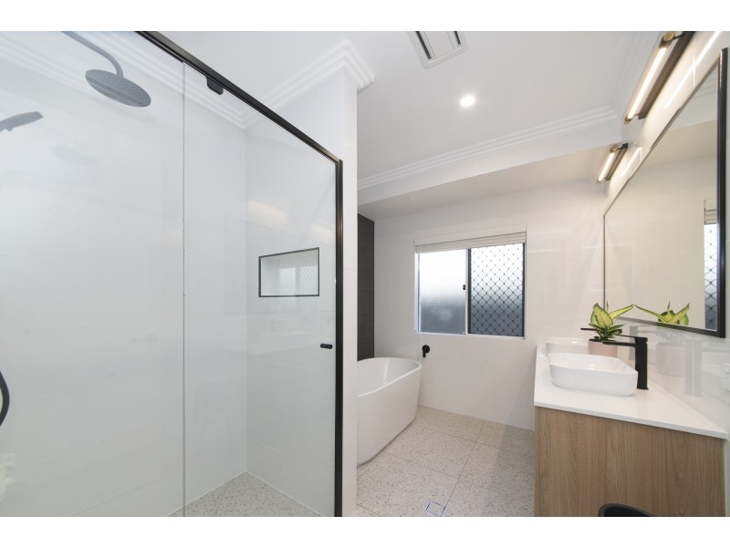 6 Edgewater Terrace, Idalia QLD 4811