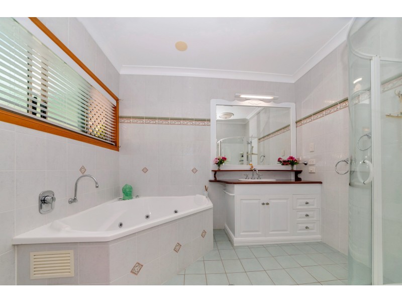 45 Yarrawonga Drive, Castle Hill QLD 4810