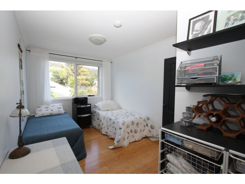 2/2 Tasman Highway, Bicheno TAS 7215