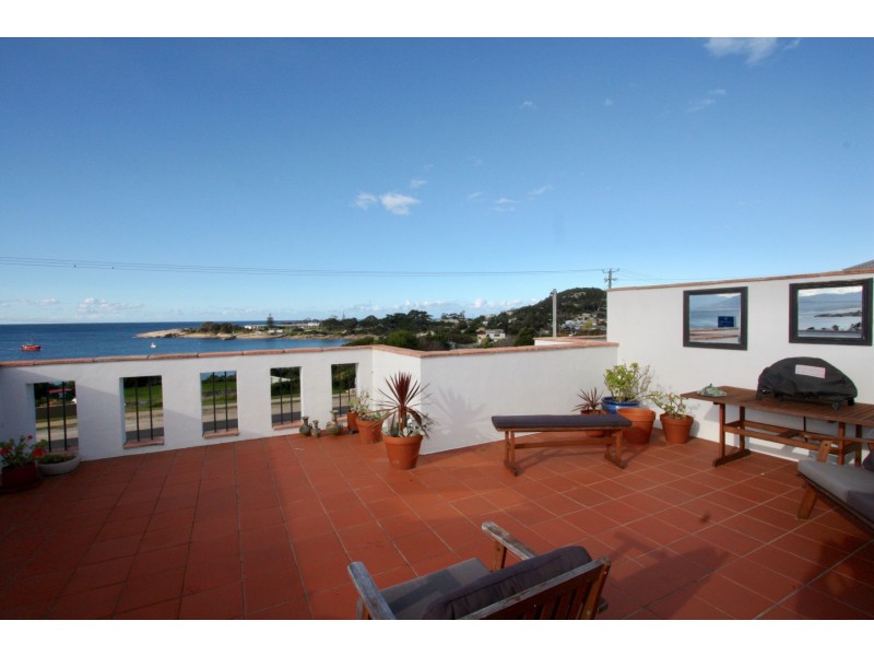 2/2 Tasman Highway, Bicheno TAS 7215