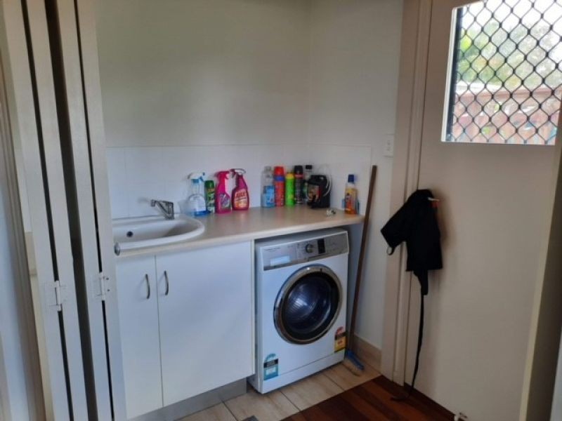 27 Steley Street, Buxton QLD 4660