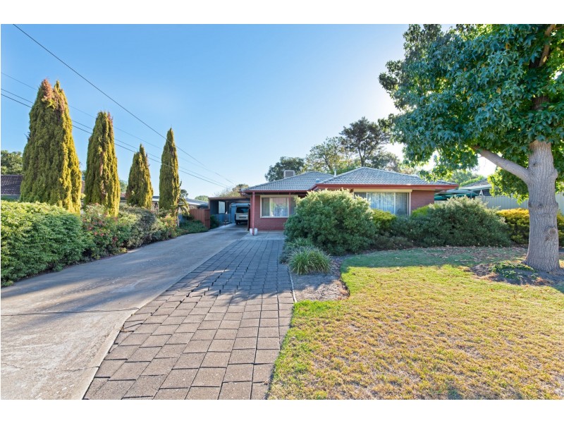 14 Araluen St, Ridgehaven SA 5097