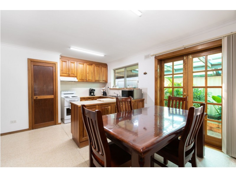 14 Araluen St, Ridgehaven SA 5097