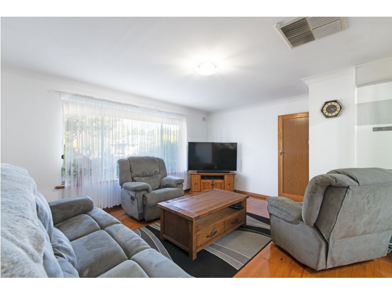 14 Araluen St, Ridgehaven SA 5097