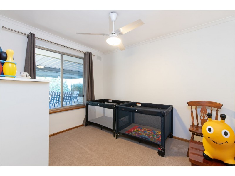 14 Araluen St, Ridgehaven SA 5097