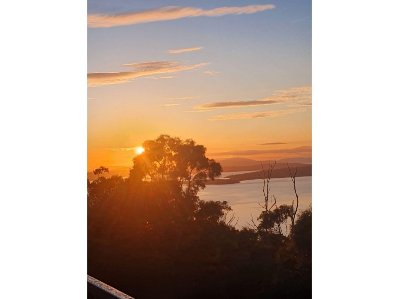 209 Albion Heights Drive, Kingston TAS 7050