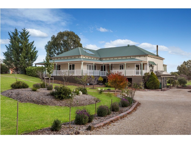 28 Heddle Road, Lancefield VIC 3435
