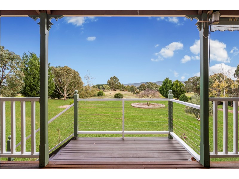 28 Heddle Road, Lancefield VIC 3435
