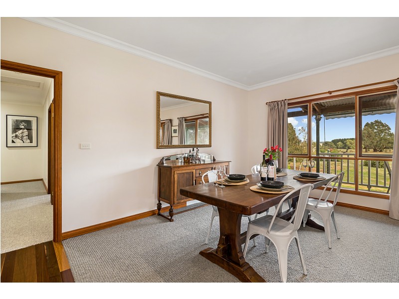 28 Heddle Road, Lancefield VIC 3435