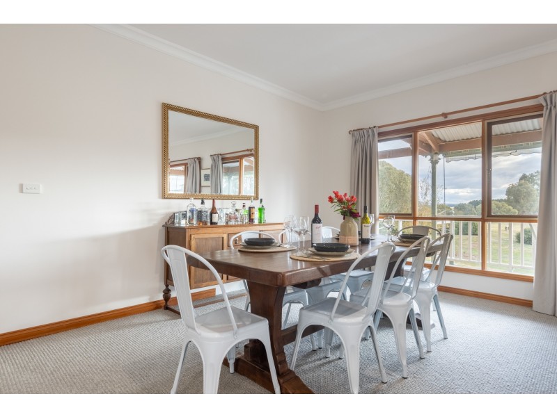 28 Heddle Road, Lancefield VIC 3435