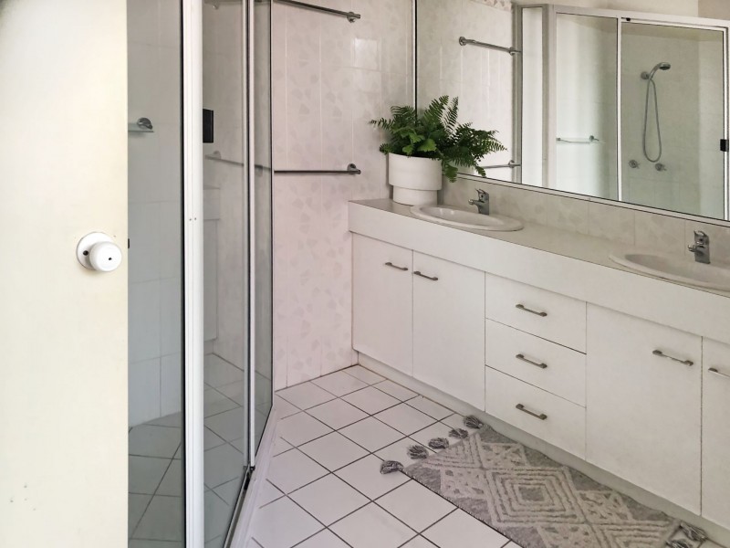 10 Northview Terrace, Mount Pleasant QLD 4740